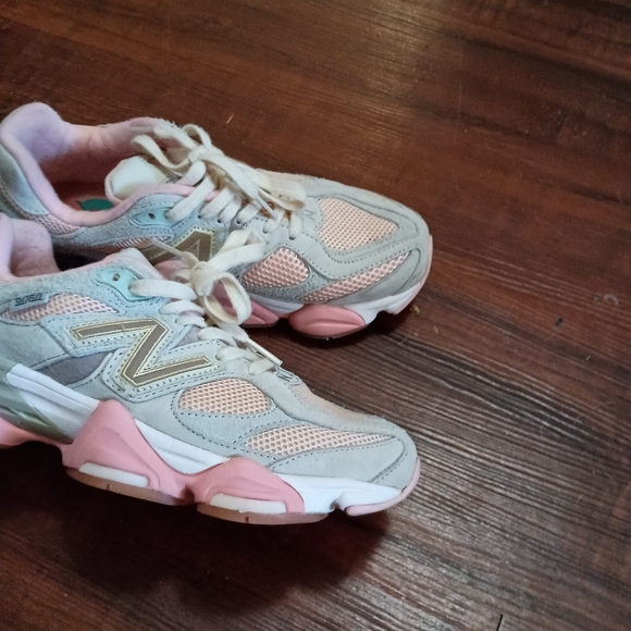 New balance 9060 - Picture 2 of 8